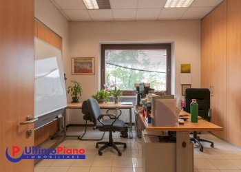 Ufficio Via Duca Degli Abruzzi 4, Aosta - foto 24