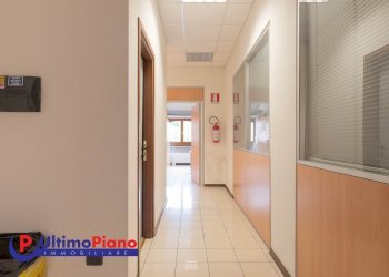 Ufficio Via Duca Degli Abruzzi 4, Aosta - foto 33