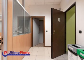 Ufficio Via Duca Degli Abruzzi 4, Aosta - foto 38