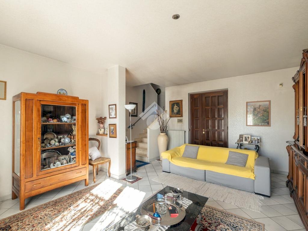 Portion of a house Via roaschia alta, Chieri - photo 2