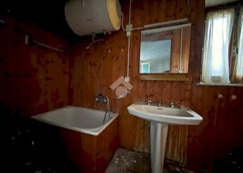 Quadrilocale Via Cibrario, Lanzo Torinese - foto 9