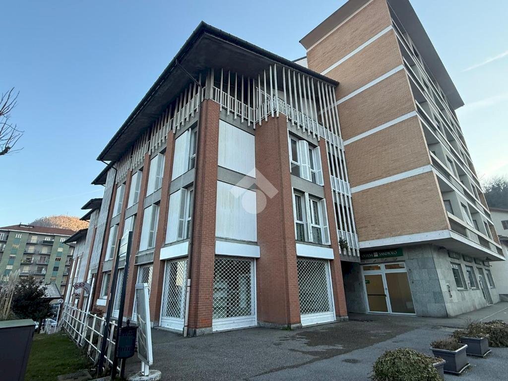 Quadrilocale Via Roma, Lanzo Torinese - foto 1