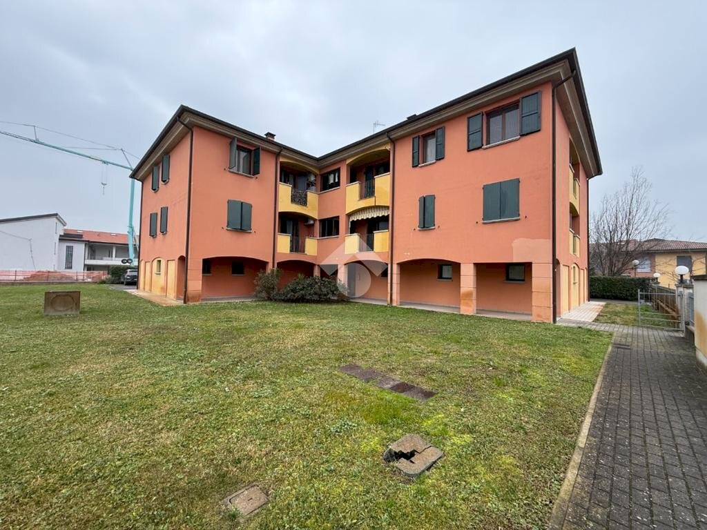 Two-room apartment Via Veneto, Campegine - photo 1