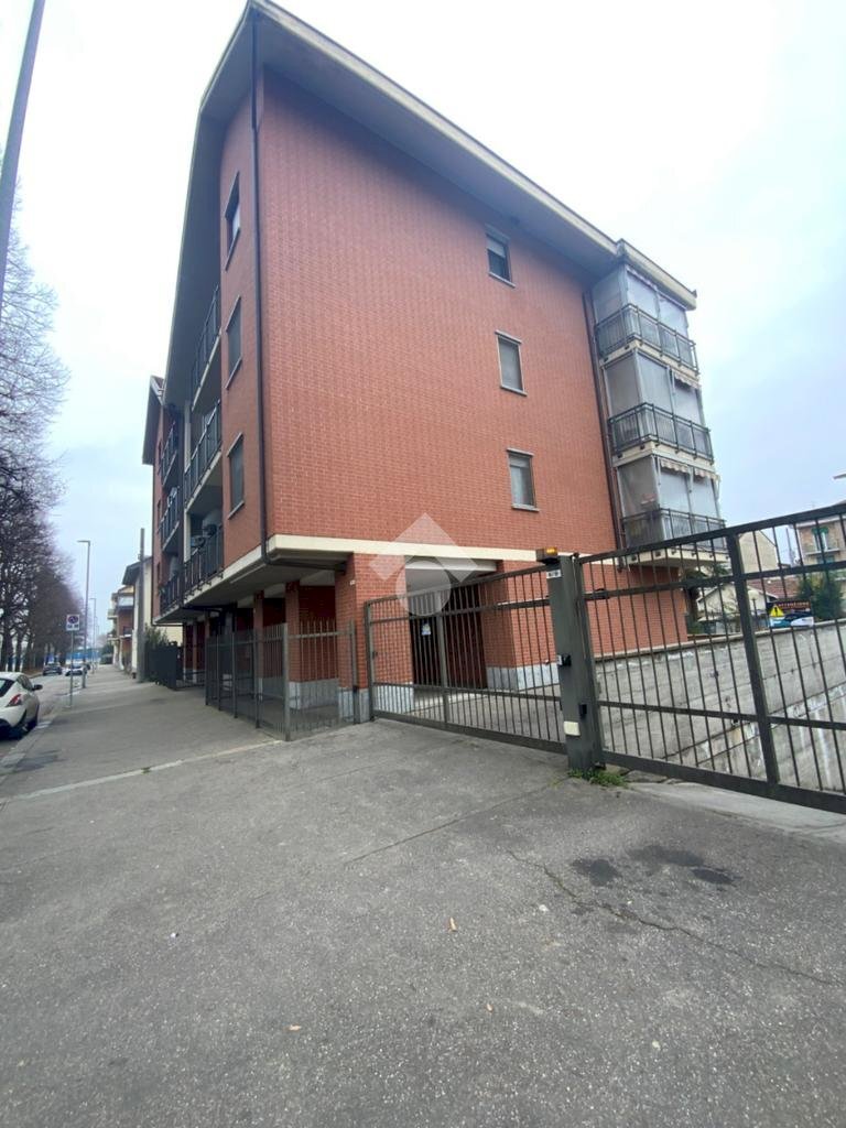 Trilocale Via Antonio Sant'Elia, Torino (zona Falchera) - foto 2