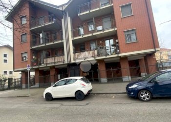 Trilocale Via Antonio Sant'Elia, Torino (zona Falchera) - foto 1