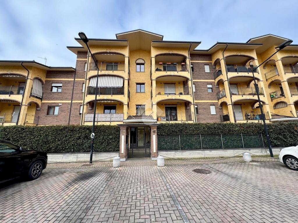 Trilocale Via Giorgio Perlasca, Leini - foto 2