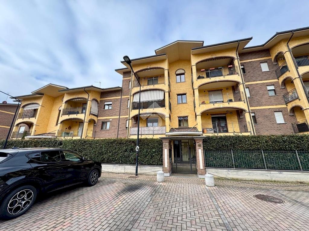 Trilocale Via Giorgio Perlasca, Leini - foto 3