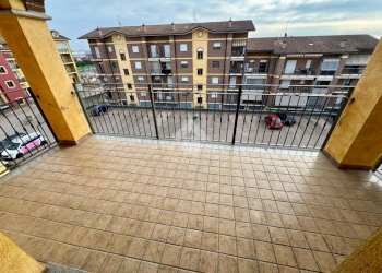 Trilocale Via Giorgio Perlasca, Leini - foto 4