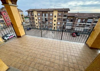 Trilocale Via Giorgio Perlasca, Leini - foto 6