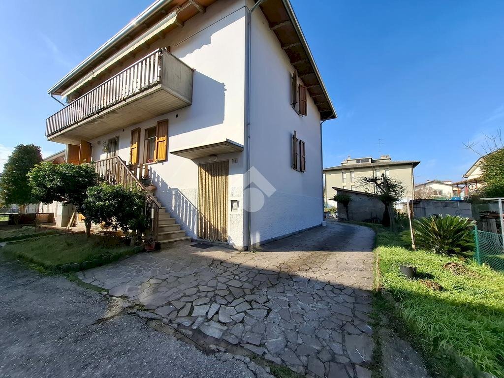 Portion of a house Via marzari, Castel Bolognese - photo 1