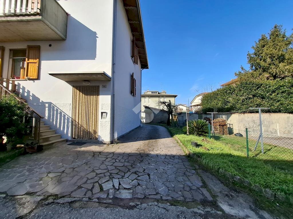 Portion of a house Via marzari, Castel Bolognese - photo 2