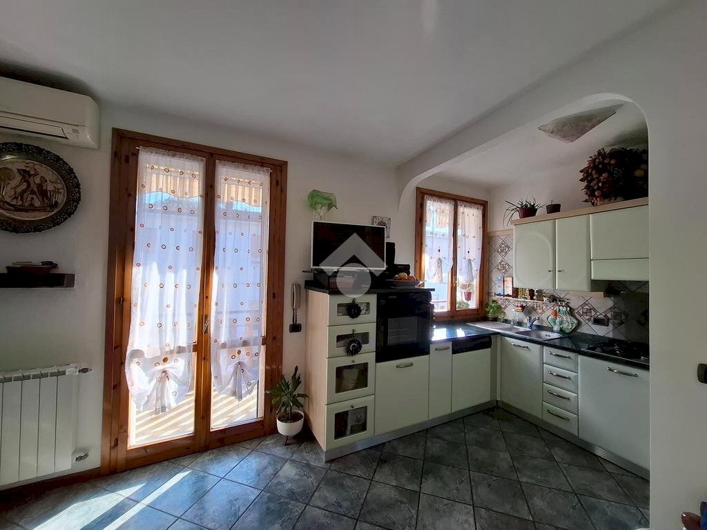 Portion of a house Via marzari, Castel Bolognese - photo 3