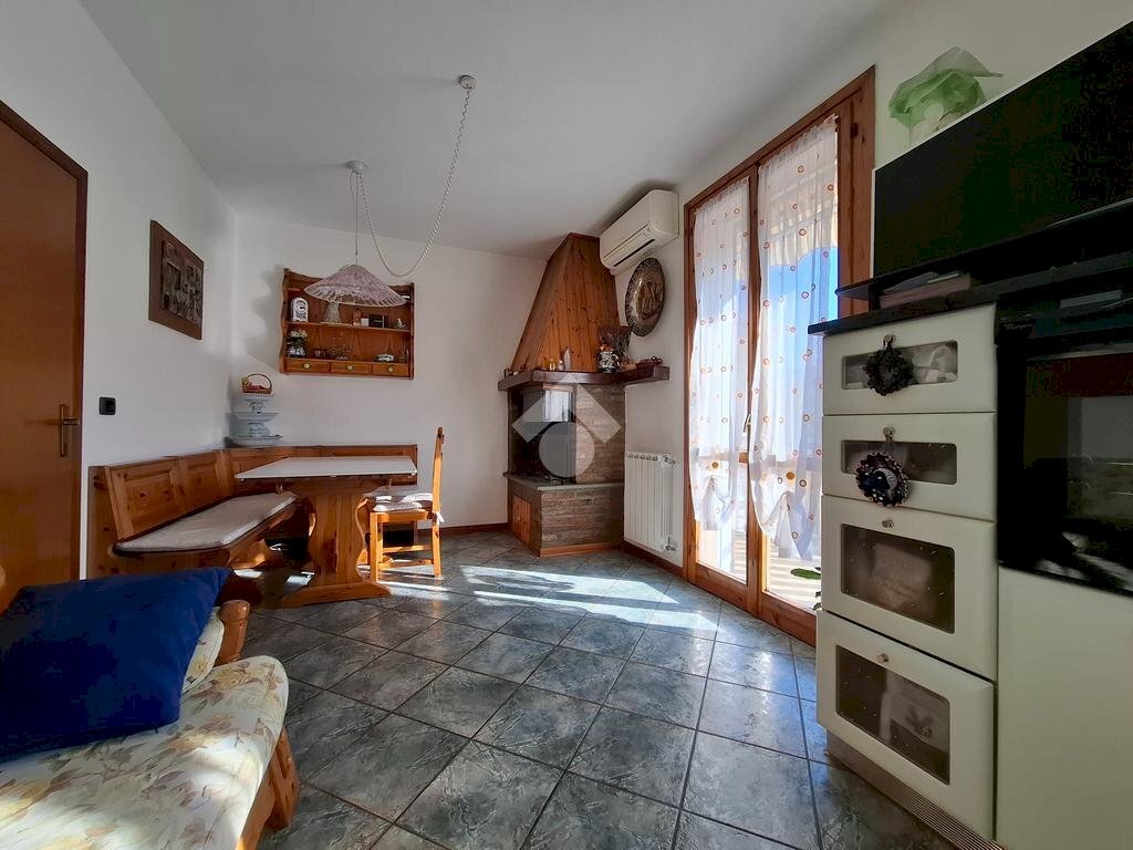 Portion of a house Via marzari, Castel Bolognese - photo 1
