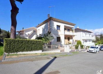 Quadrilocale Viale Foligno, Riccione - foto 1