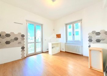 Quadrilocale Via L. Calda, Genova (zona Borzoli) - foto 5