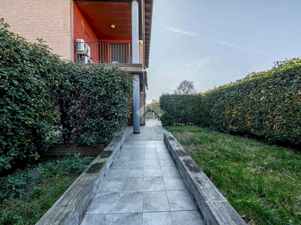 Quadrilocale Via Caduti in Missione di Pace, Reggio nell'Emilia - foto 2