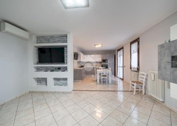 Quadrilocale Via Caduti in Missione di Pace, Reggio nell'Emilia - foto 9