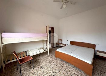 Trilocale Viale Edmondo De Amicis, Rimini - foto 2