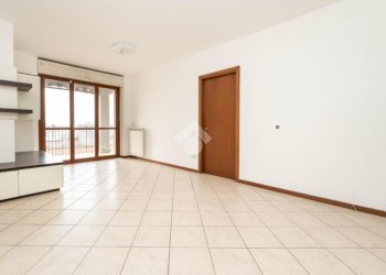 Trilocale Via Francesco Gonin, Milano (zona Lorenteggio) - foto 1