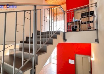 Foto 2 - Ufficio Località Grand Chemin
 
45/B, Saint-Christophe - foto 2