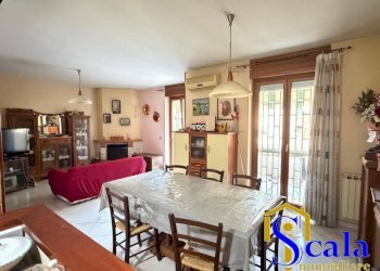 Foto 1 - Apartment VIA EUGENIO DELLA VALLE, Santa Maria Capua Vetere - photo 1