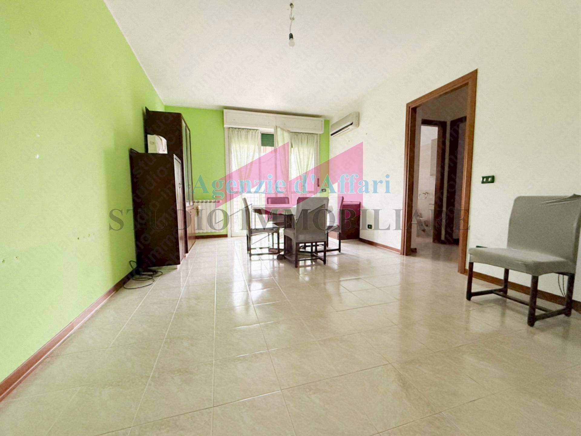 Foto 2 - Appartamento Via Enrico De Nicola
 
2-46, Sermide e Felonica - foto 2