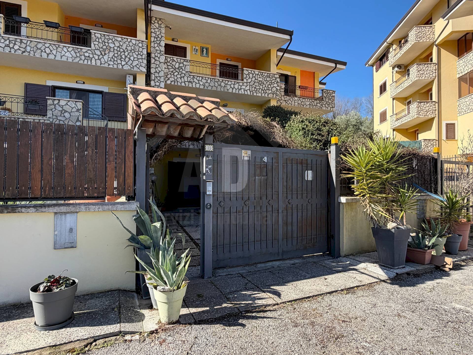 Foto 2 - Terraced Villa Via Martin Luter King
 
35, Mendicino - photo 2