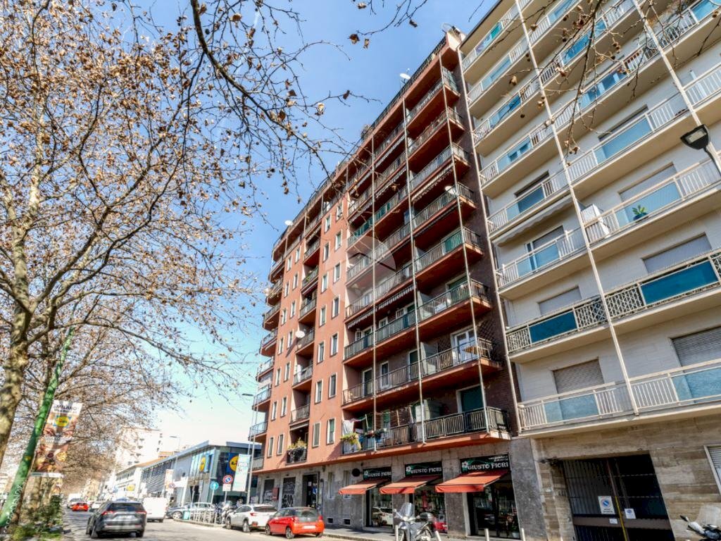 Two-room apartment Viale Ergisto Bezzi, Milano (neighborhood Gambara) - photo 1