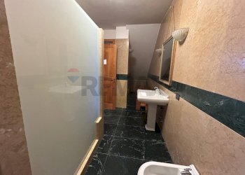 Bagno - Casa semi indipendente Contrada Laguna
 
16, San Zeno di Montagna - foto 8