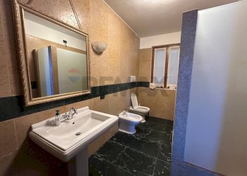Bagno - Casa semi indipendente Contrada Laguna
 
16, San Zeno di Montagna - foto 10