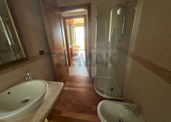 Bagno - Casa semi indipendente Contrada Laguna
 
16, San Zeno di Montagna - foto 41