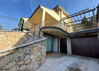 Casa all\'aperto - Casa semi indipendente Contrada Laguna
 
16, San Zeno di Montagna - foto 52
