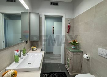 Bagno - Trilocale Via Pier Paolo Pasolini
 
66, Milano - foto 27