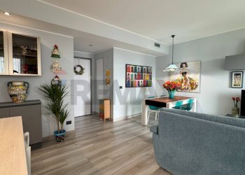 Sala da pranzo - Trilocale Via Pier Paolo Pasolini
 
66, Milano - foto 30