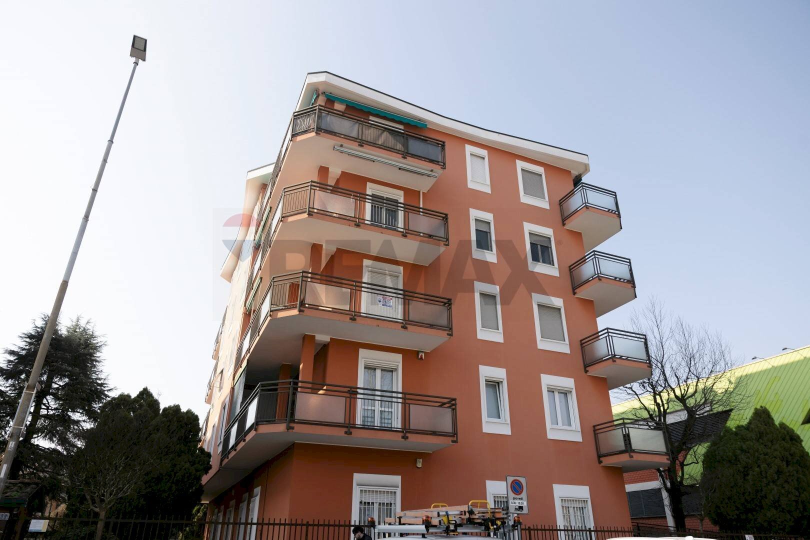 Edificio all\'aperto - Trilocale VIA PASUBIO
 
39, Cesano Boscone - foto 1