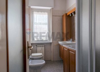 Bagno - Trilocale VIA PASUBIO
 
39, Cesano Boscone - foto 14