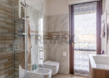Bagno - Two-room apartment VIA VENEZIA
 
15, Usmate Velate - photo 19