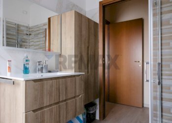 Bagno - Two-room apartment VIA VENEZIA
 
15, Usmate Velate - photo 20