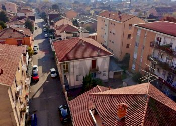 Edificio all\'aperto - Casa semi indipendente via Mameli
 
43, Rho - foto 24