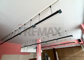 Scale - Negozio Via Madonna
 
2, Lonate Pozzolo - foto 10