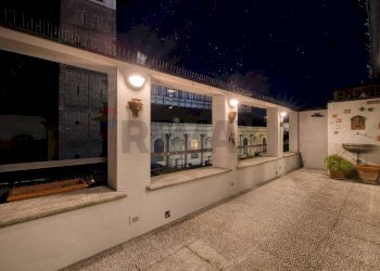 Terrazza - Attico Via Fratelli Rosselli
 
14, Novara - foto 9