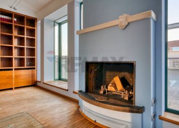 Soggiorno - Attico Via Fratelli Rosselli
 
14, Novara - foto 17