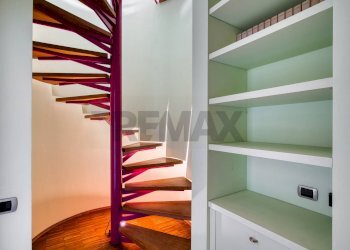 Scale - Attico Via Fratelli Rosselli
 
14, Novara - foto 36