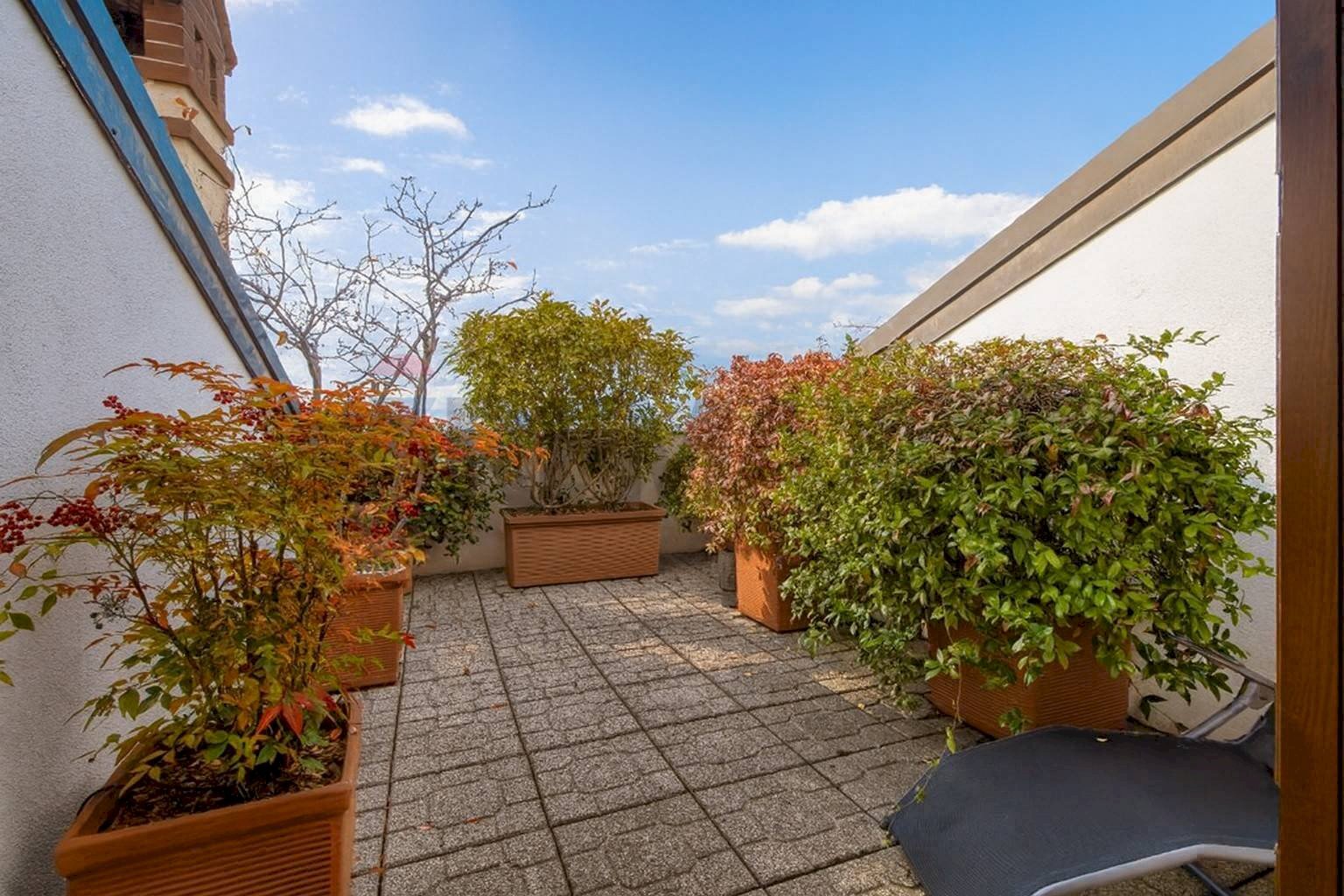 Terrazza - Attic Via Dei Mille
 
4/A, Novara - photo 2