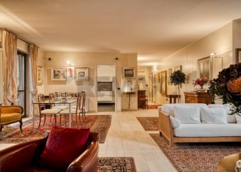 Sala da pranzo - Attico Via Dei Mille
 
4/A, Novara - foto 13