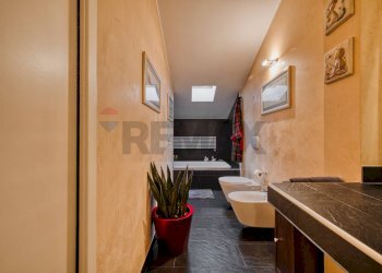 Bagno - Attico Via Dei Mille
 
4/A, Novara - foto 49