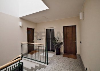 Ricezione / Lobby - Attico Via Dei Mille
 
4/A, Novara - foto 52