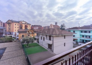 Balcone - Trilocale Via Jacopo Ruffini
 
14, Novara - foto 4