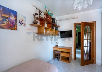 Camera / camera da letto - Trilocale Via Jacopo Ruffini
 
14, Novara - foto 19