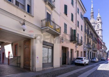 Edificio all\'aperto - Negozio Via Gaudenzio Ferrari
 
1/D, Novara - foto 2